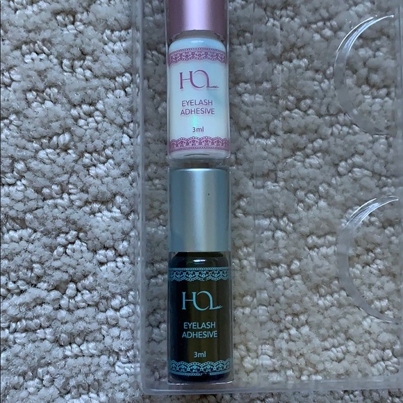 NEW False Lashes, glue and applicator LOT - Picture 8 of 9